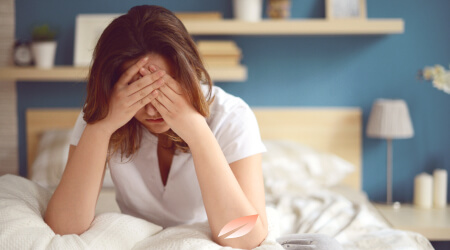 Предменструальный синдром: симптомы и признаки у женщин